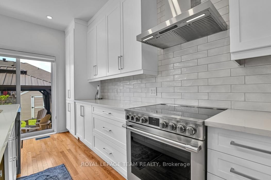 4121 WOLFE POINT Way • Ottawa, ON photo 9