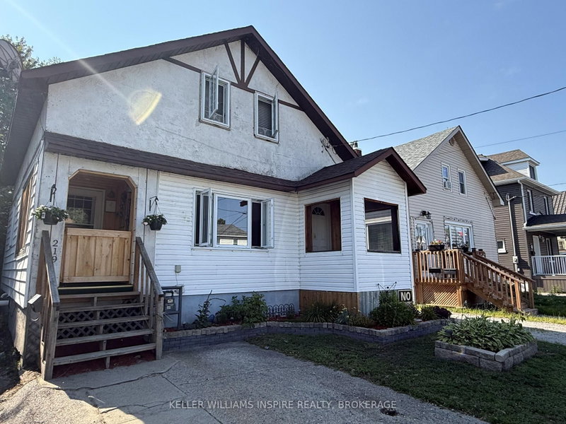 219 King Street W