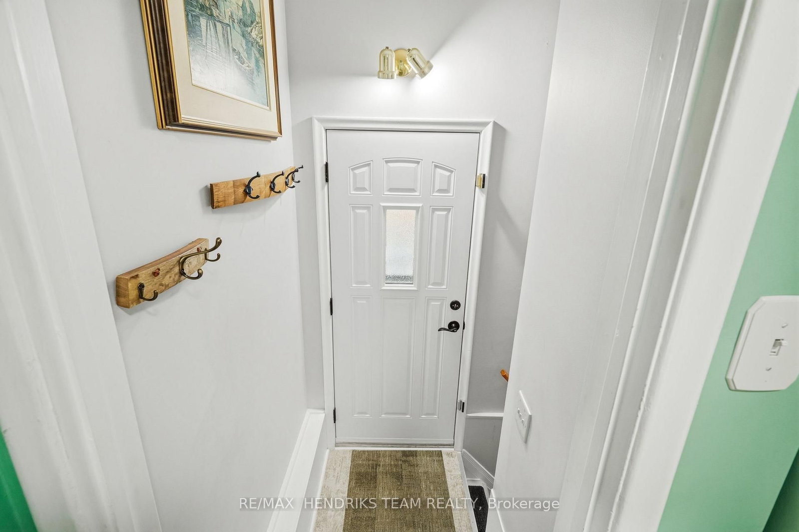 33 Nickerson Avenue • St. Catharines, ON photo 18