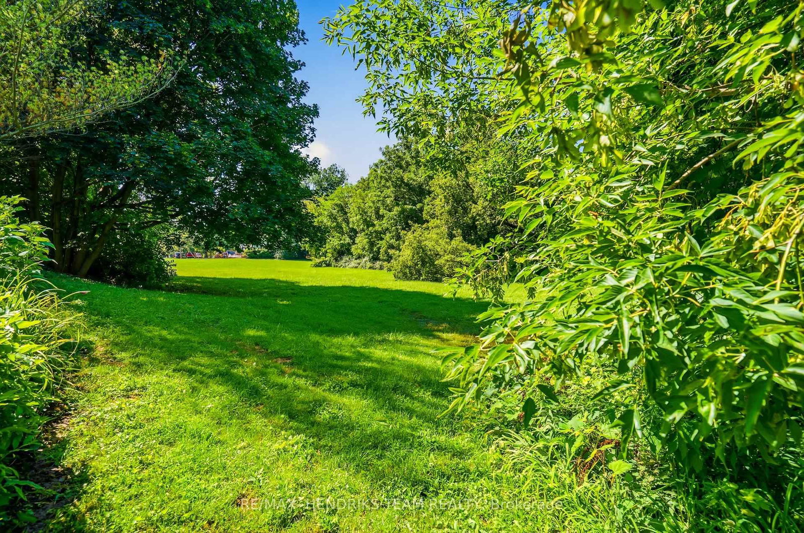 33 Nickerson Avenue • St. Catharines, ON photo 36