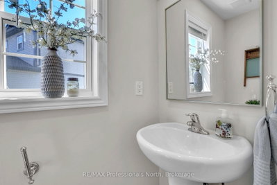 33 Whitehorn Park Road W • Bracebridge, ON photo 5