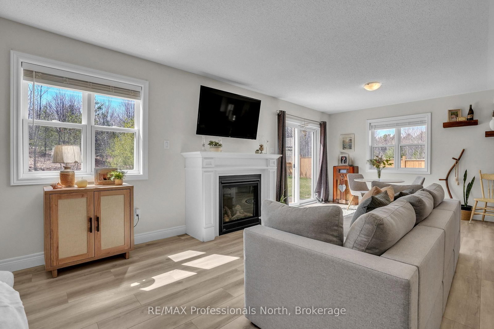 33 Whitehorn Park Road W • Bracebridge, ON photo 9