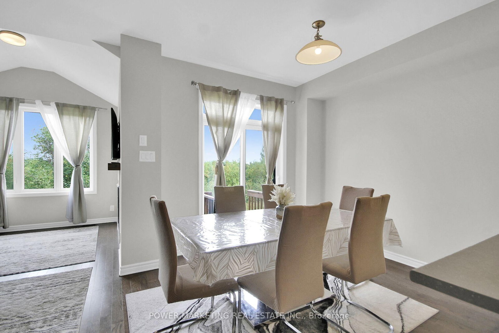805 CERULEAN Way • Ottawa, ON photo 17