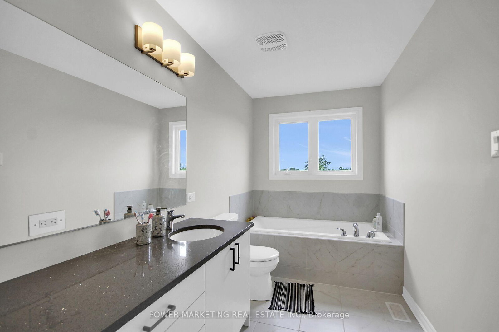 805 CERULEAN Way • Ottawa, ON photo 24