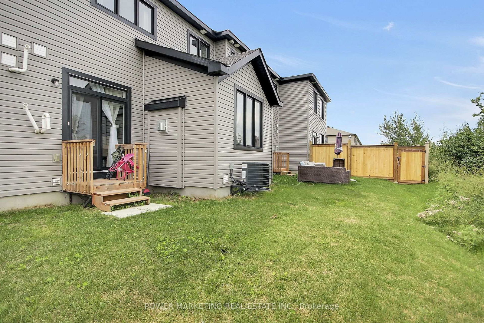 805 CERULEAN Way • Ottawa, ON photo 37