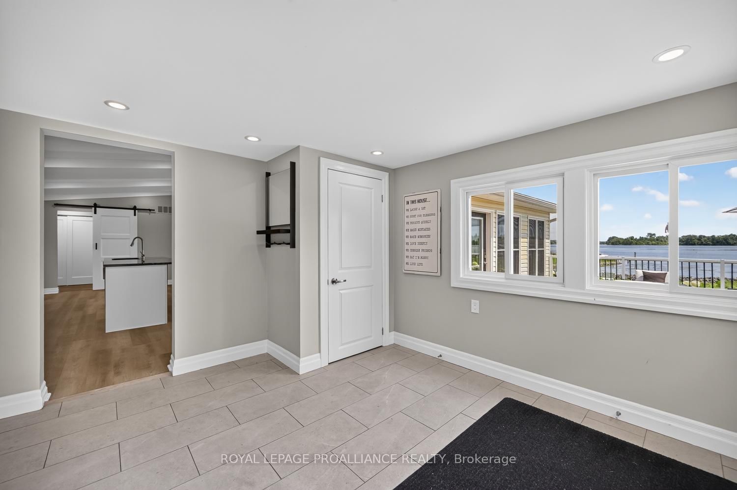 1637 County Rd 2 Road • Edwardsburgh/Cardinal, ON photo 10