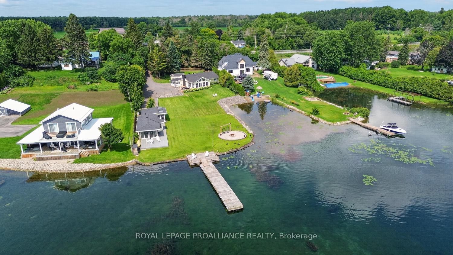 1637 County Rd 2 Road • Edwardsburgh/Cardinal, ON photo 46
