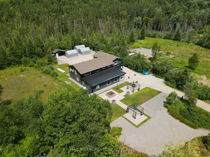 62 South Mary Lake Rd S photo 3