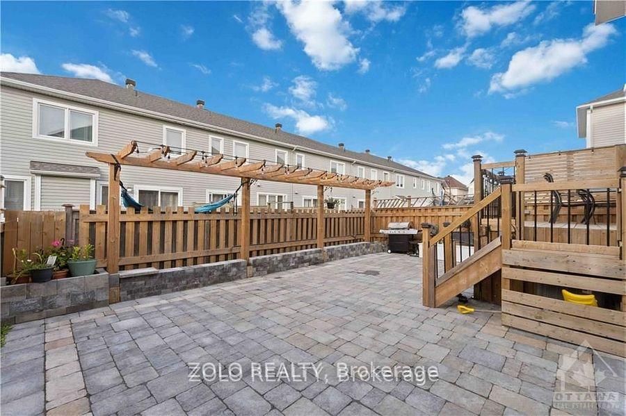 108 Flowing Creek Circle • Ottawa, ON photo 28