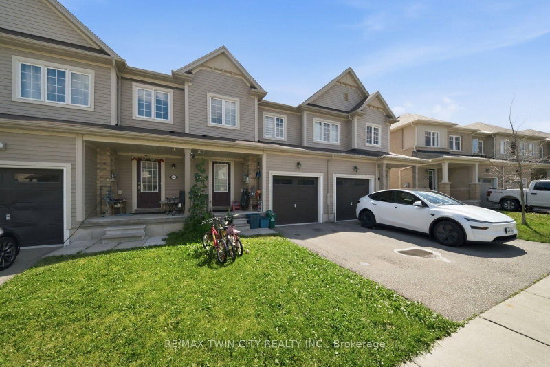 32 Cole Crescent