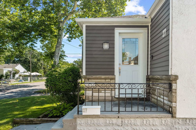 27 Achilles Avenue