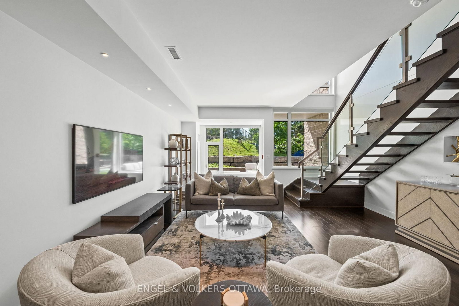 1035 Bank Street • #110 • Ottawa, ON photo 17
