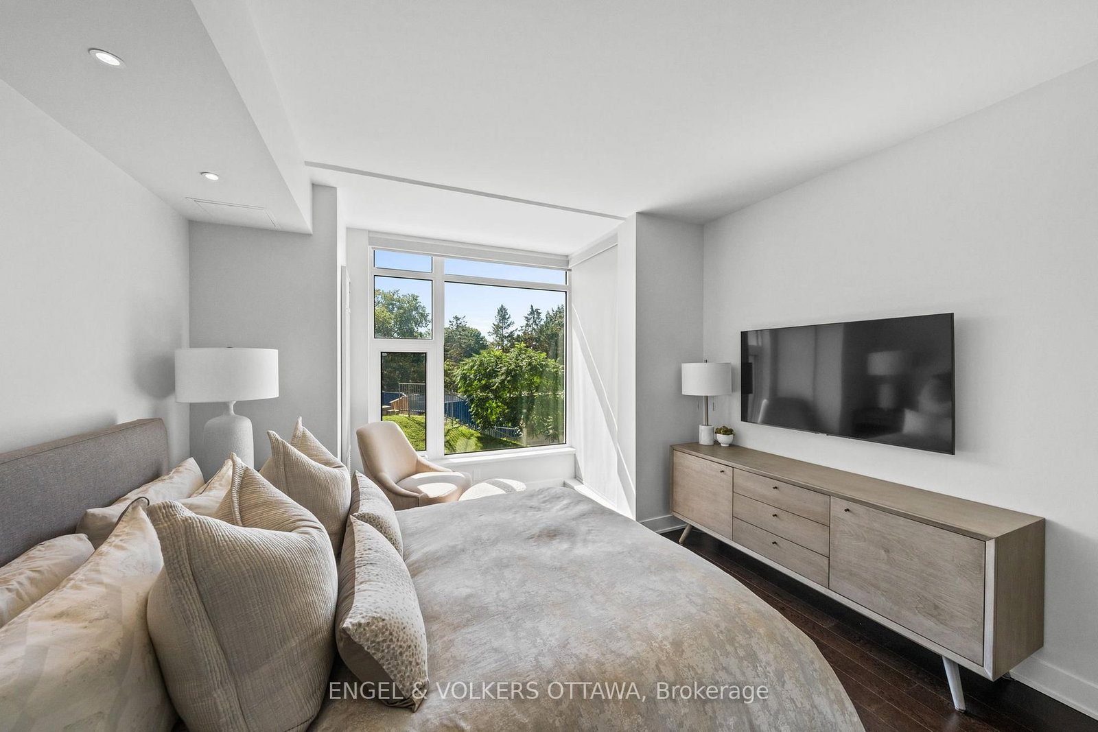 1035 Bank Street • #110 • Ottawa, ON photo 27
