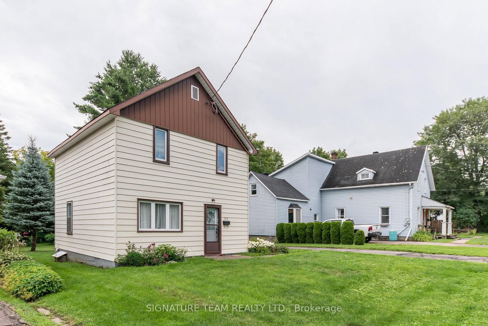259 Peter Street • Pembroke, ON photo 3