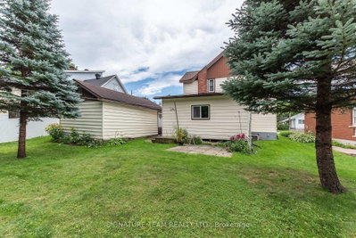 259 Peter Street • Pembroke, ON photo 6