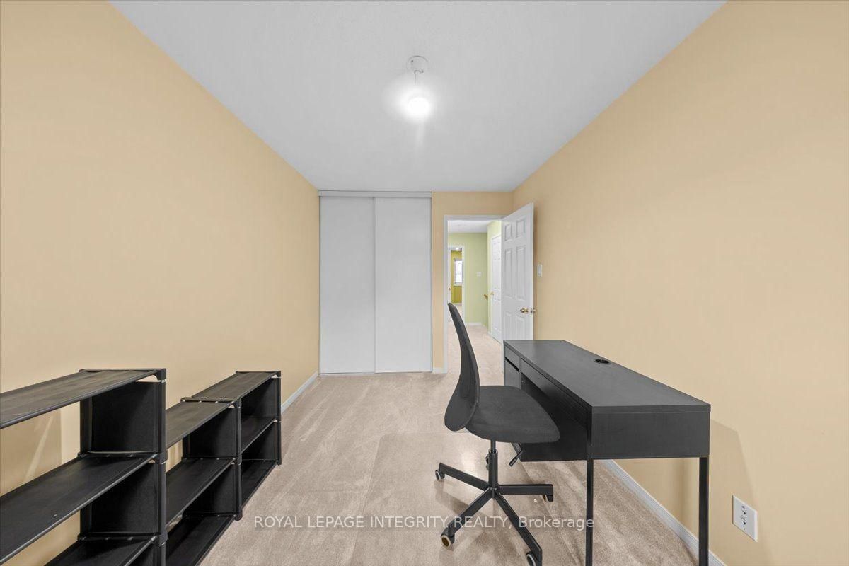 69 ROYAL FIELD Crescent • Ottawa, ON photo 26
