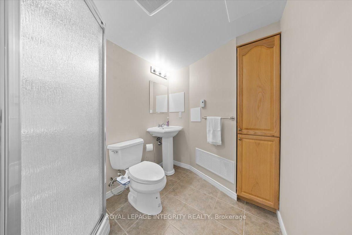 69 ROYAL FIELD Crescent • Ottawa, ON photo 31