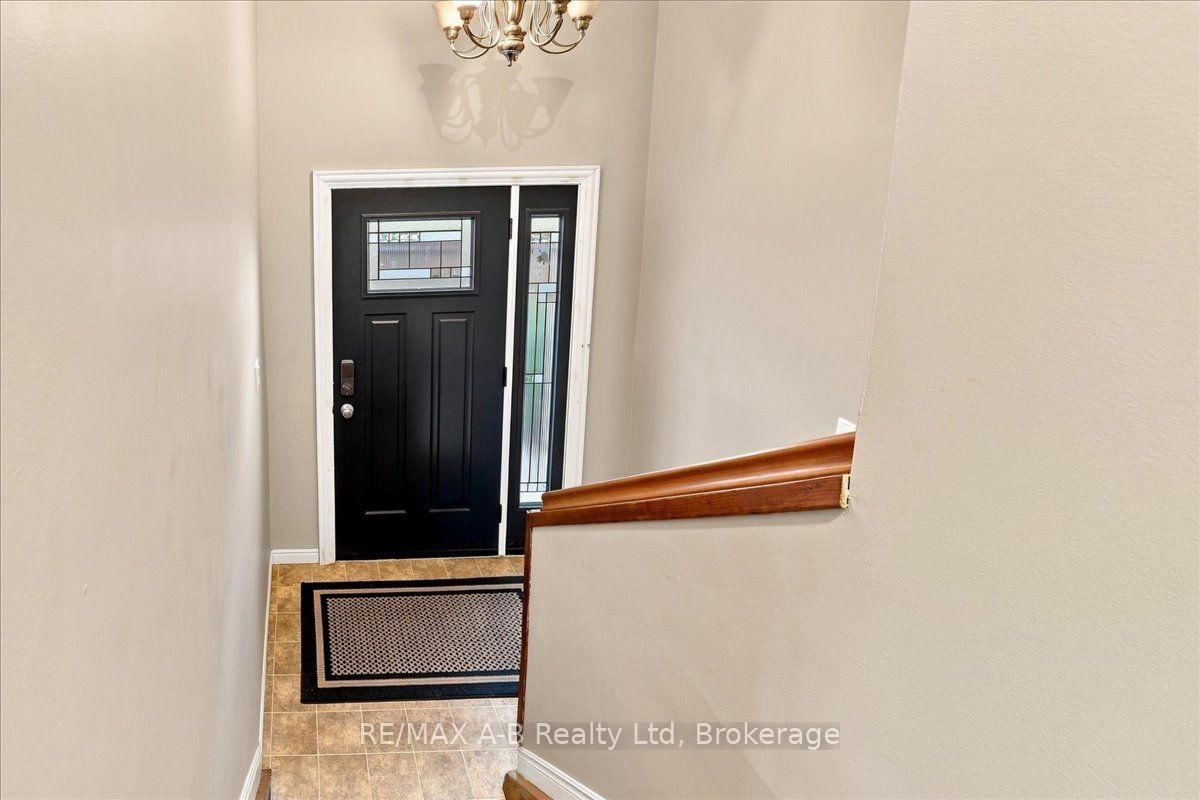 15 Railway Street • Stratford, ON photo 11