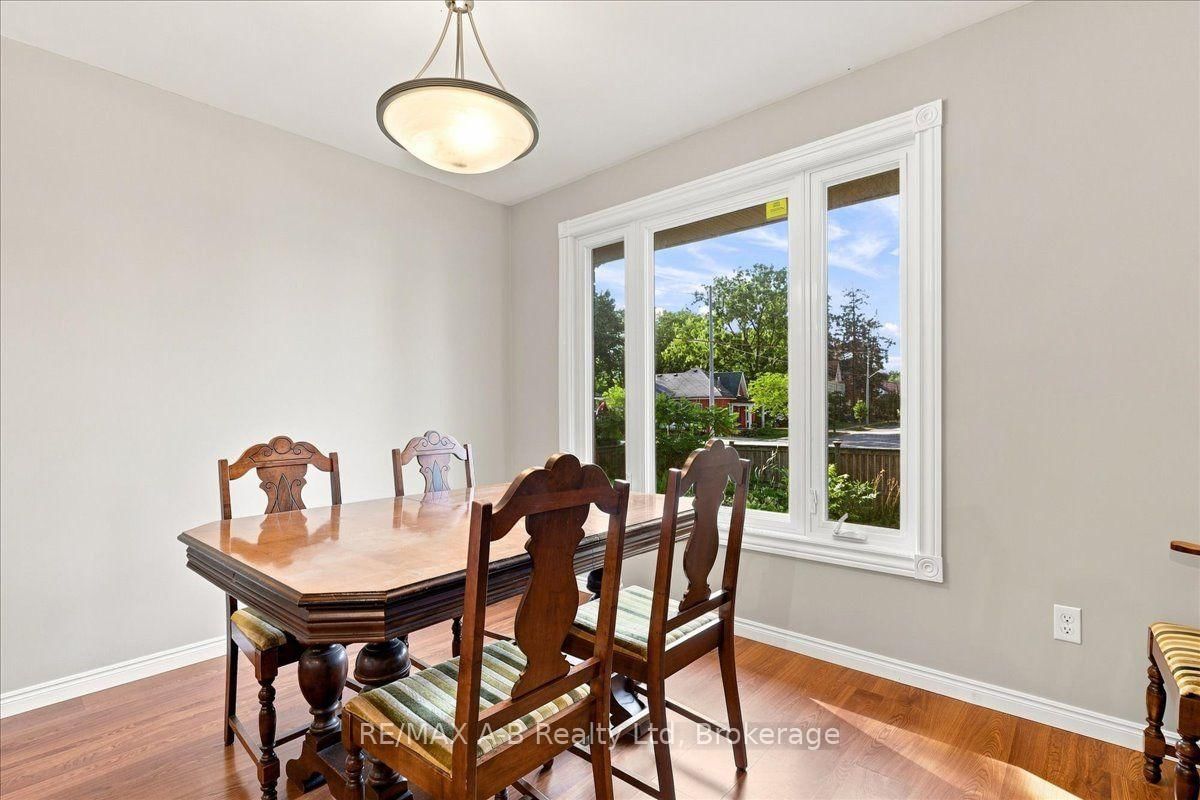 15 Railway Street • Stratford, ON photo 17