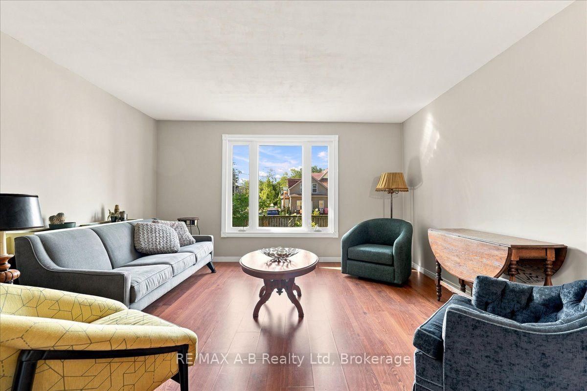 15 Railway Street • Stratford, ON photo 19