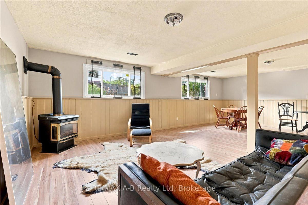 15 Railway Street • Stratford, ON photo 30