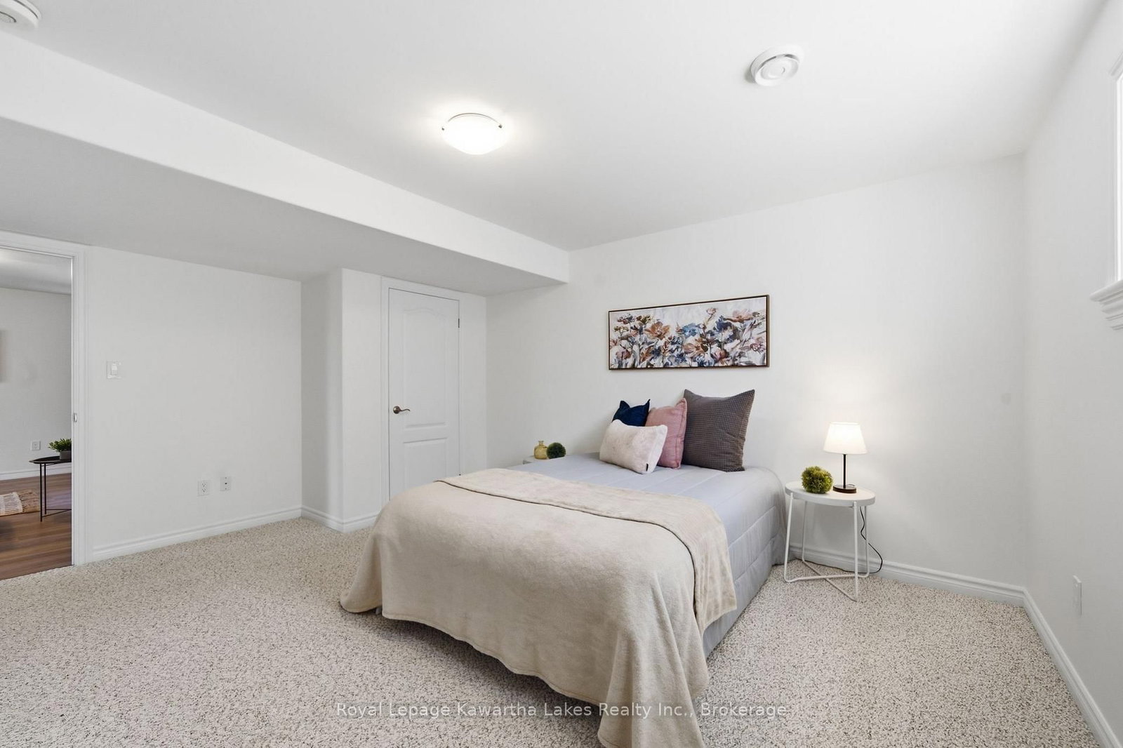 25 Barron Boulevard • Kawartha Lakes, ON photo 24