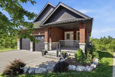 25 Barron Boulevard • Kawartha Lakes, ON photo 3