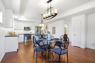 25 Barron Boulevard • Kawartha Lakes, ON photo 4