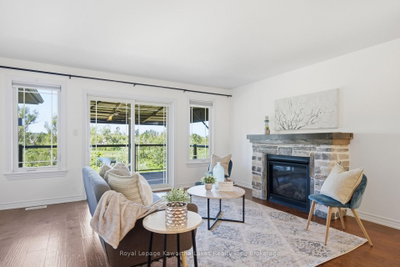 25 Barron Boulevard • Kawartha Lakes, ON photo 8