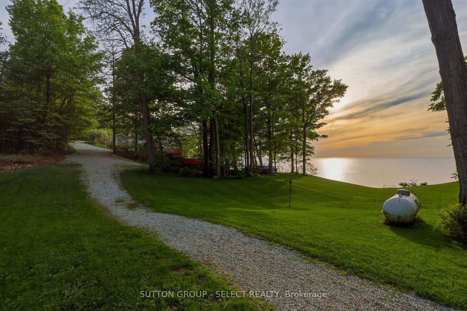 5284 Cliff Road • Lambton Shores, ON photo 34