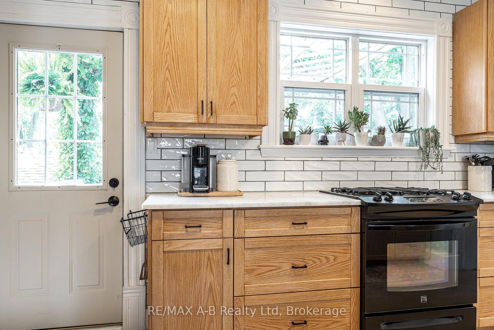 104 Ontario Street S • St. Marys, ON photo 18
