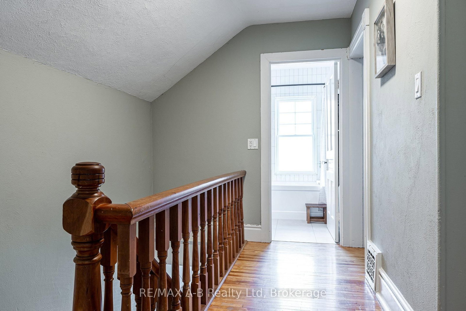 104 Ontario Street S • St. Marys, ON photo 29