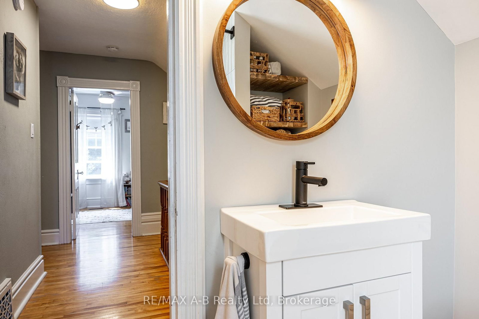 104 Ontario Street S • St. Marys, ON photo 35