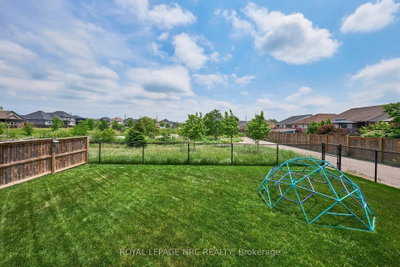 80 Days Avenue • Thorold, ON photo 6