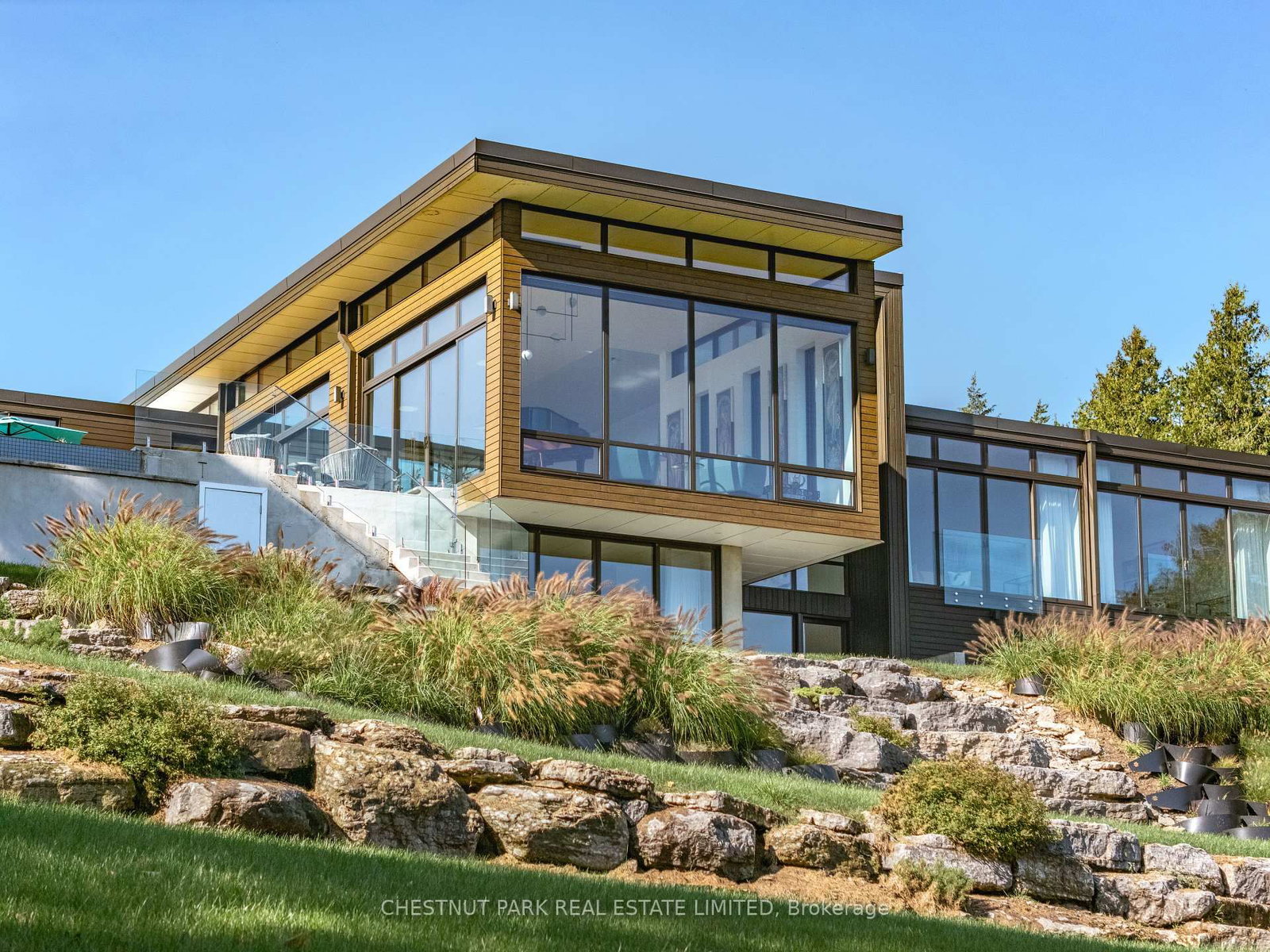 1641 County Road 13 • Prince Edward County, ON photo 33