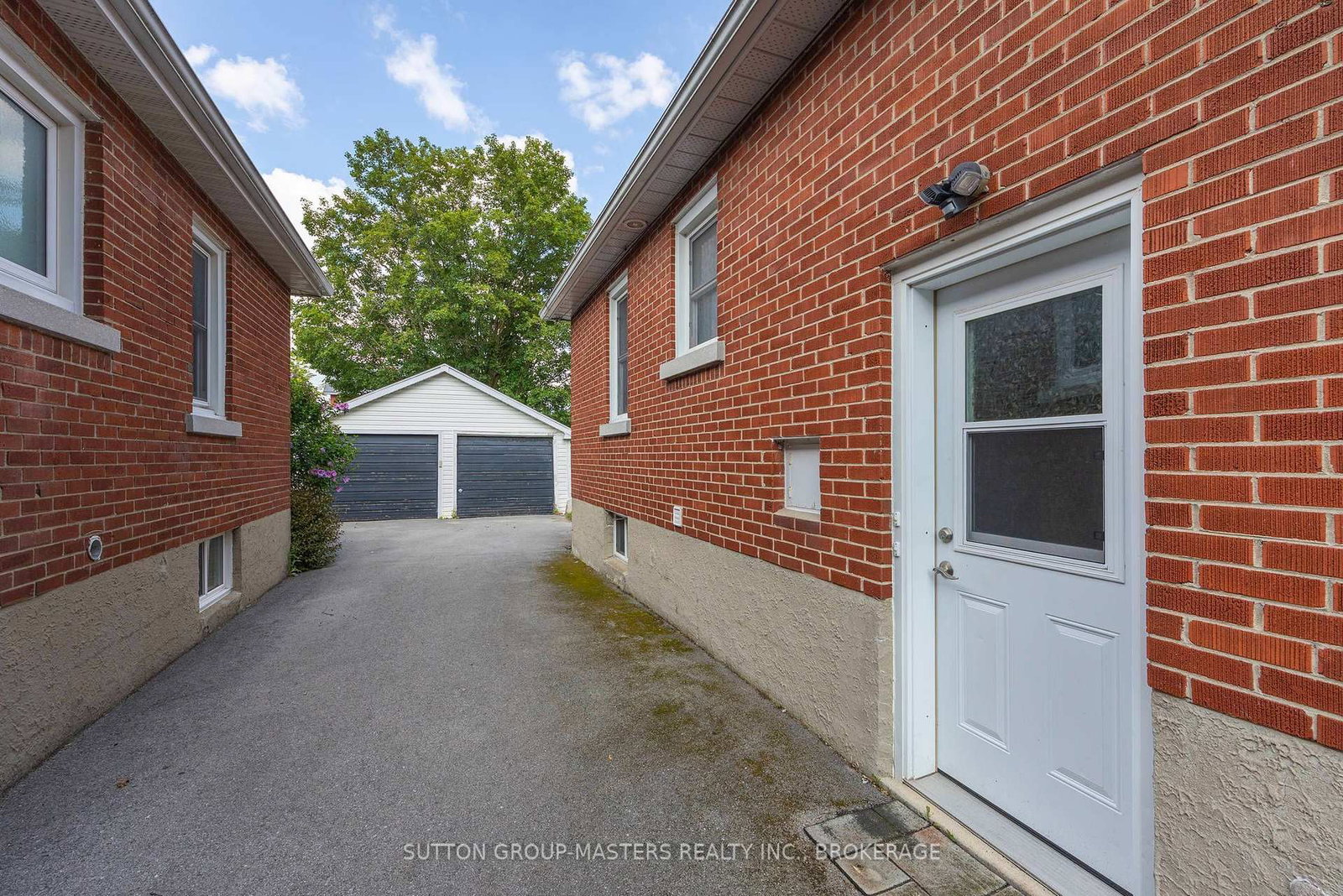 443 College Street • Kingston, ON photo 39