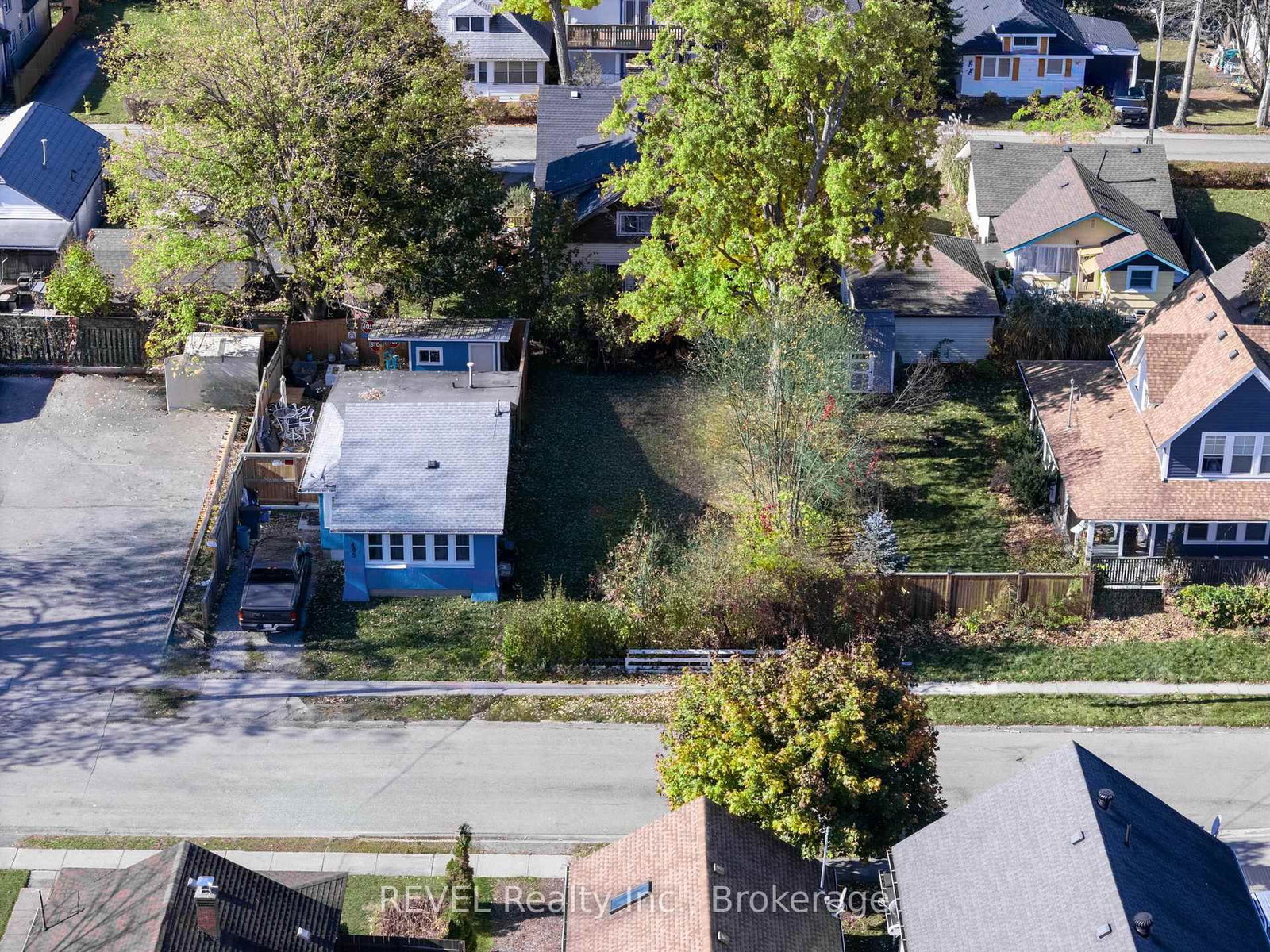 Listing Image 3