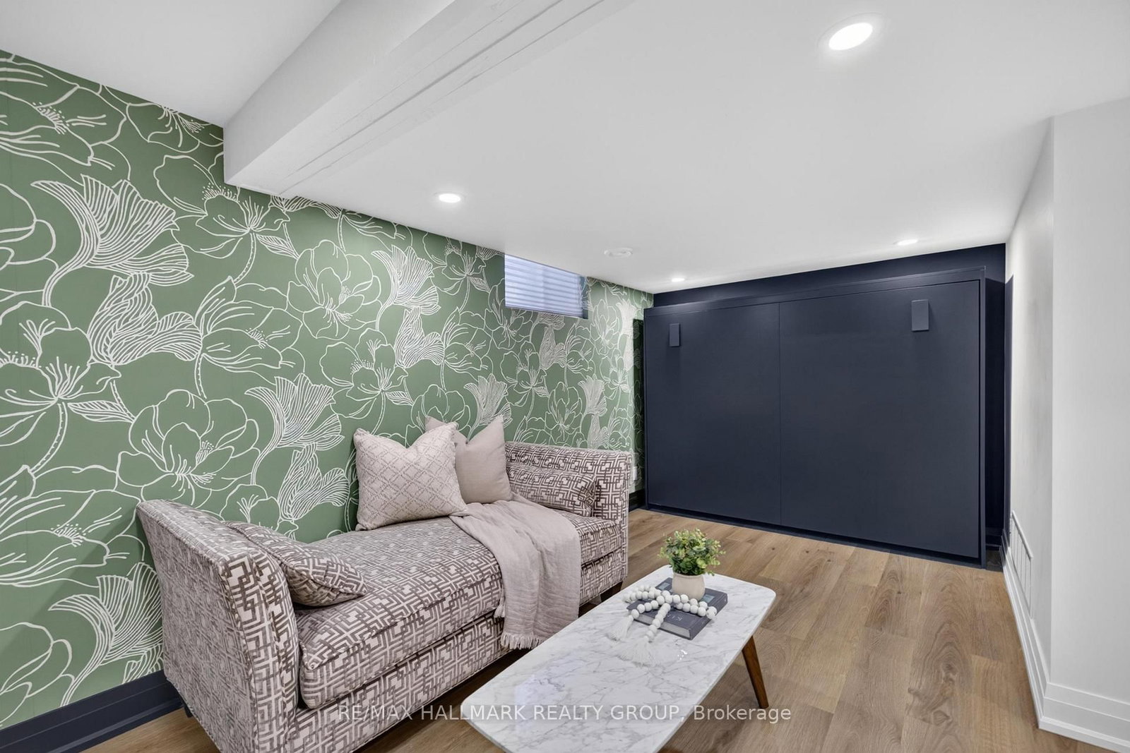406 Huron Avenue S • Ottawa, ON photo 37