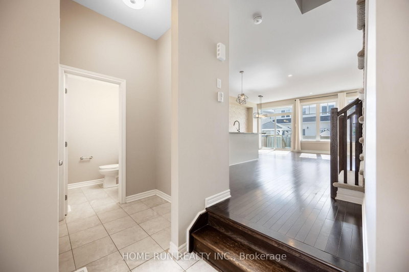 818 Clapham Terrace