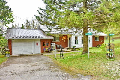 110 Old Highway 4 • Grey Highlands, ON photo 2