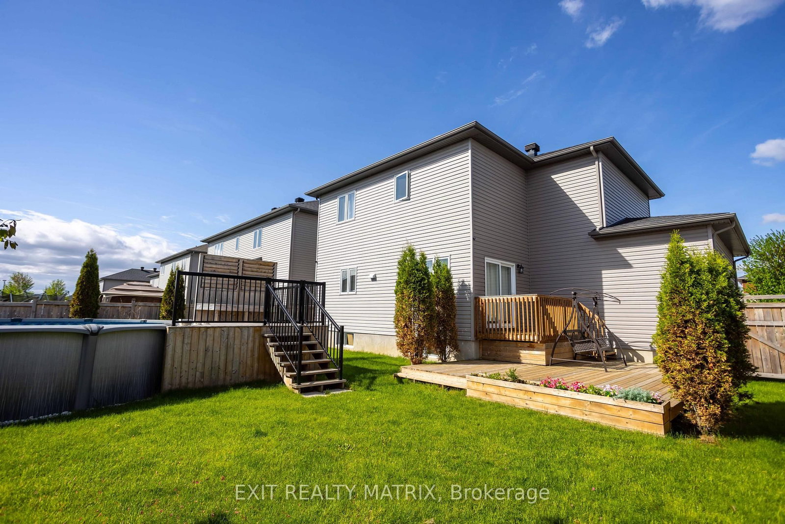431 Provence Avenue • Russell, ON photo 36