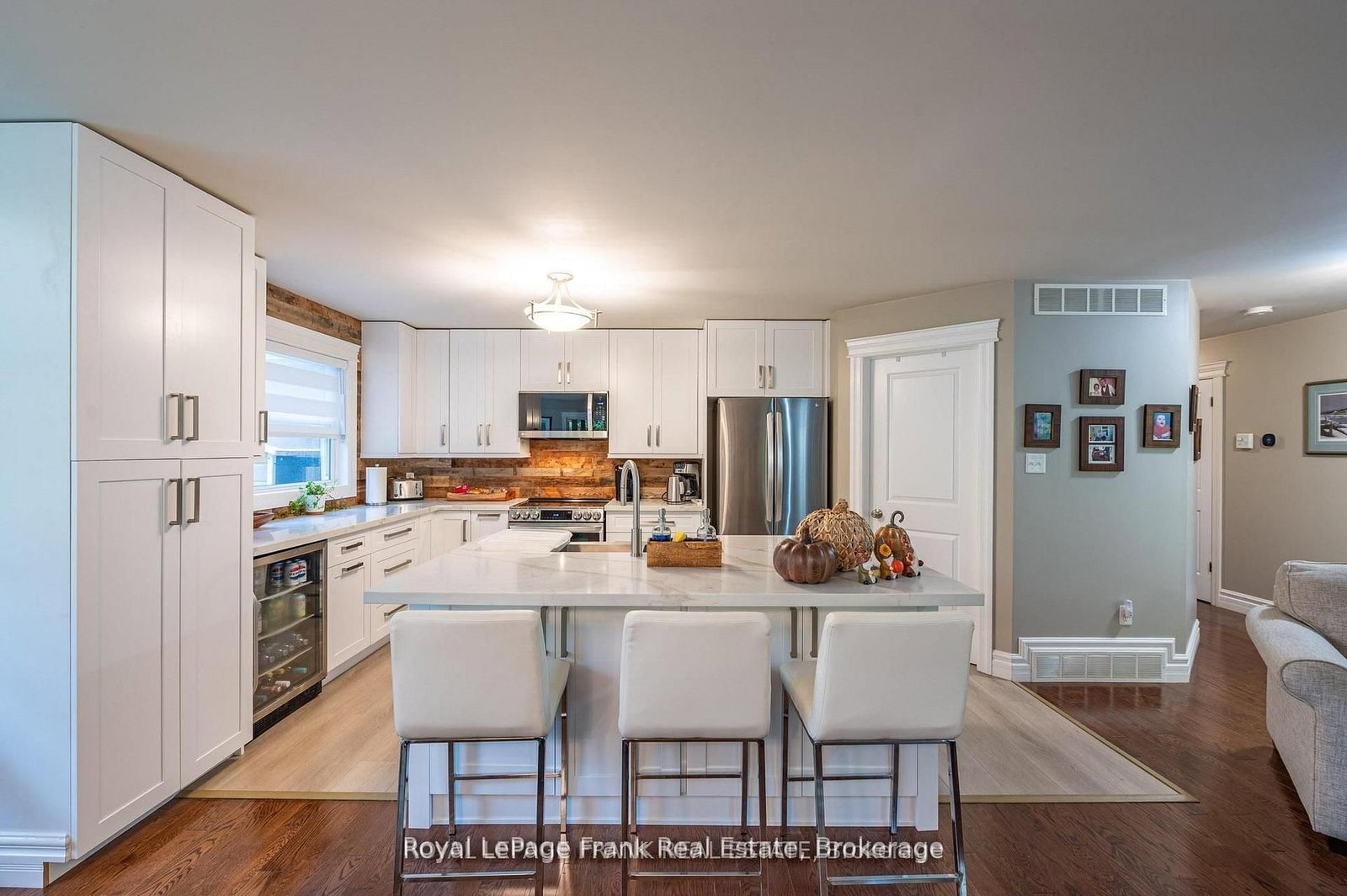25 Lakeland Avenue • Trent Lakes, ON photo 10