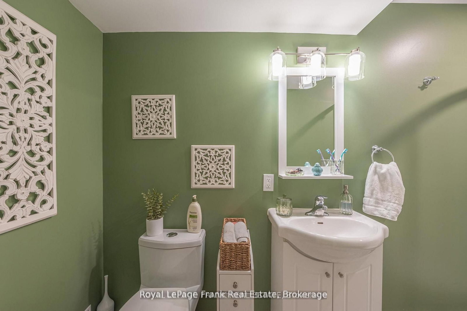 25 Lakeland Avenue • Trent Lakes, ON photo 27