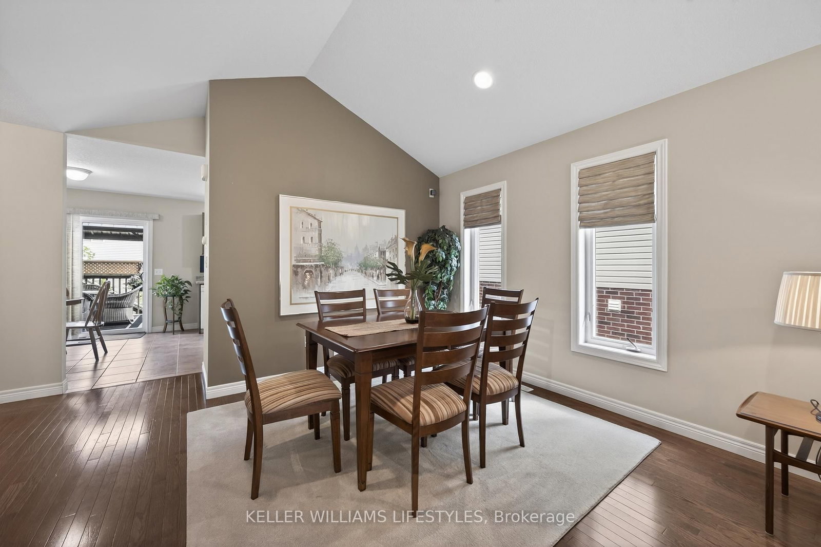 1990 Foxwood Avenue • London North, ON photo 3