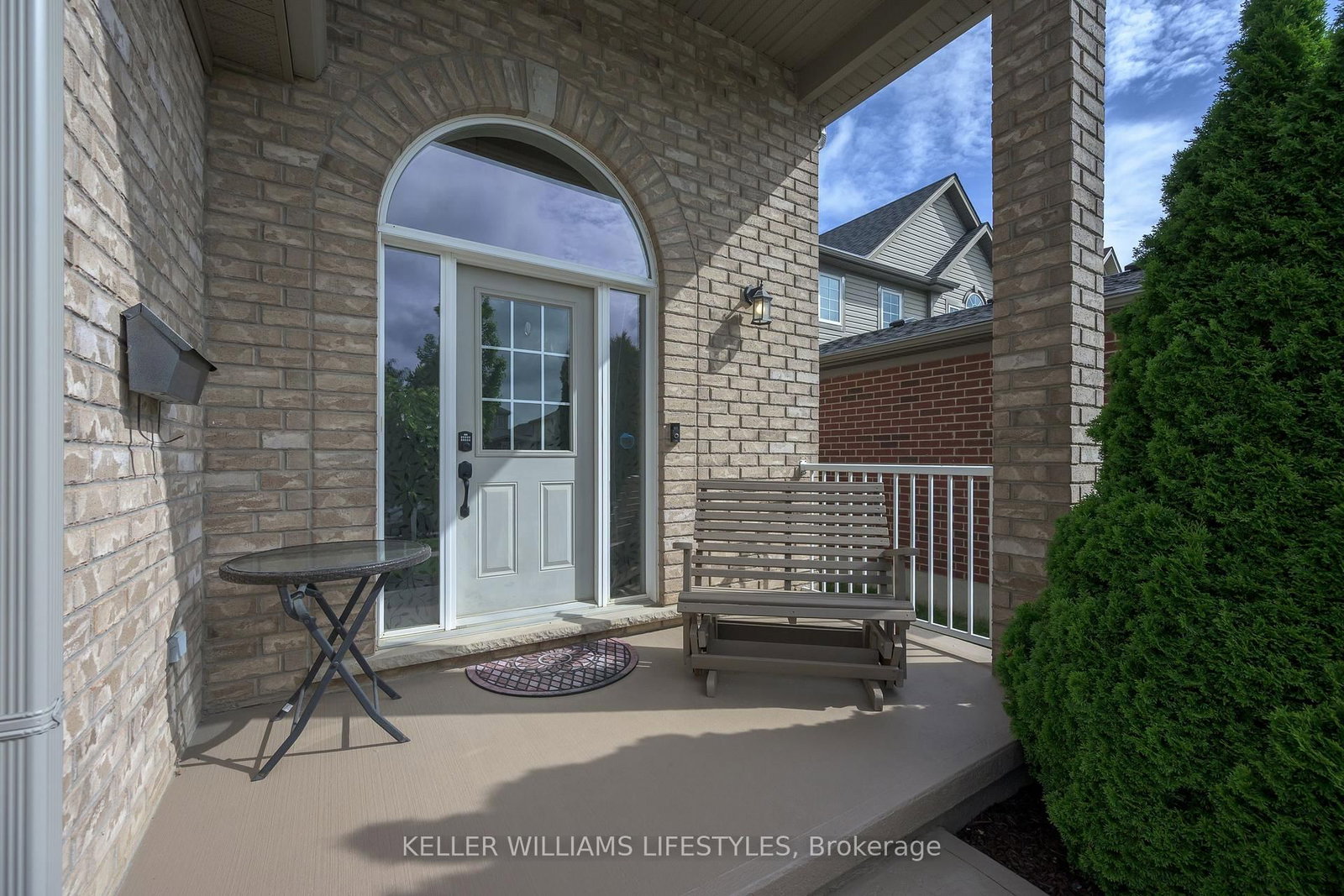 1990 Foxwood Avenue • London North, ON photo 7