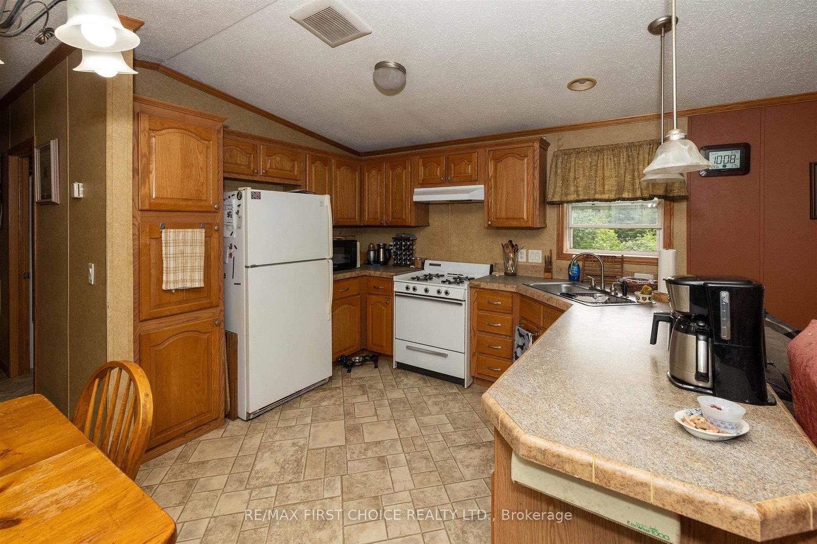 200 Captain Road • Thunder Bay Remote Area, ON photo 10