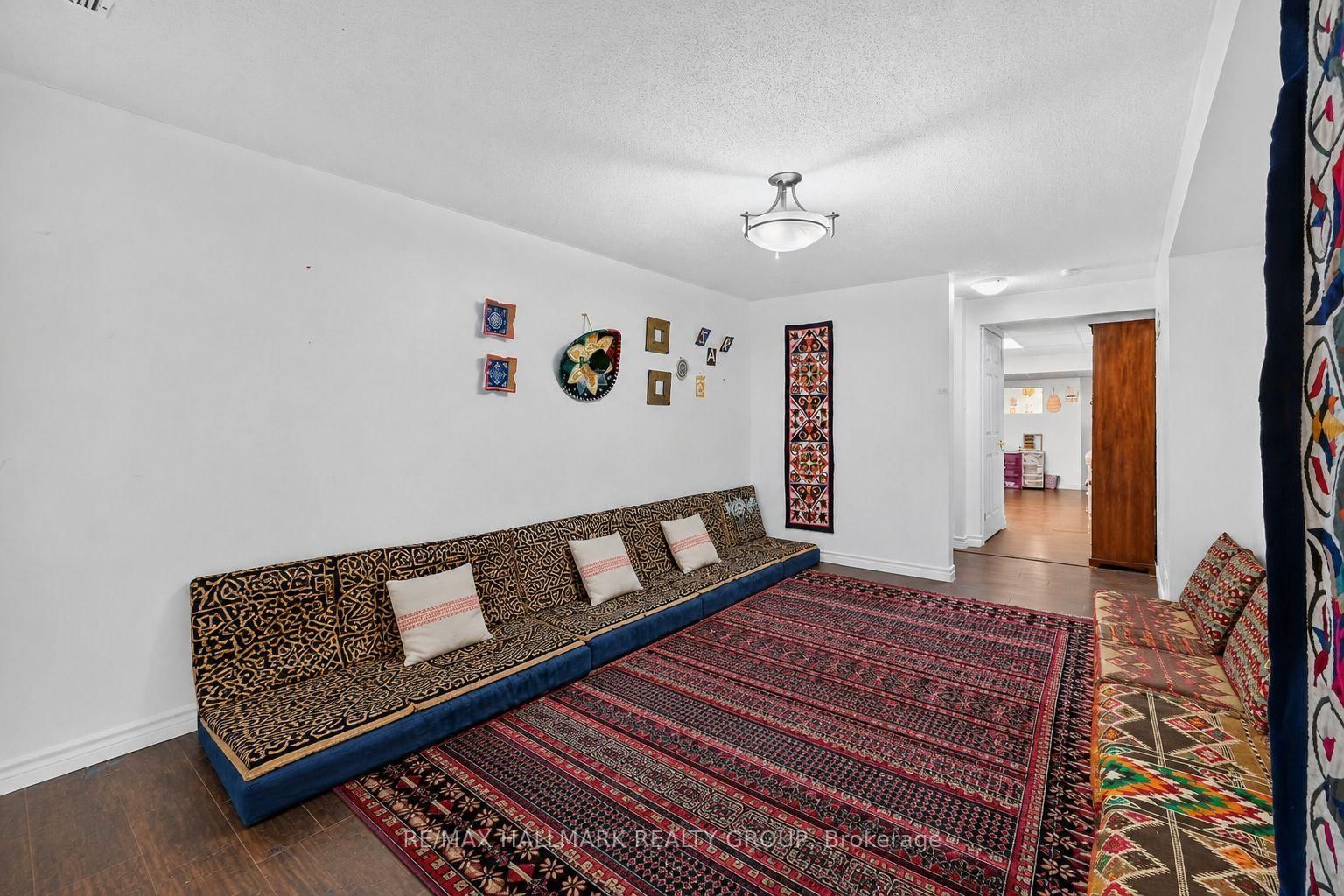 174 Carwood Circle W • Ottawa, ON photo 37