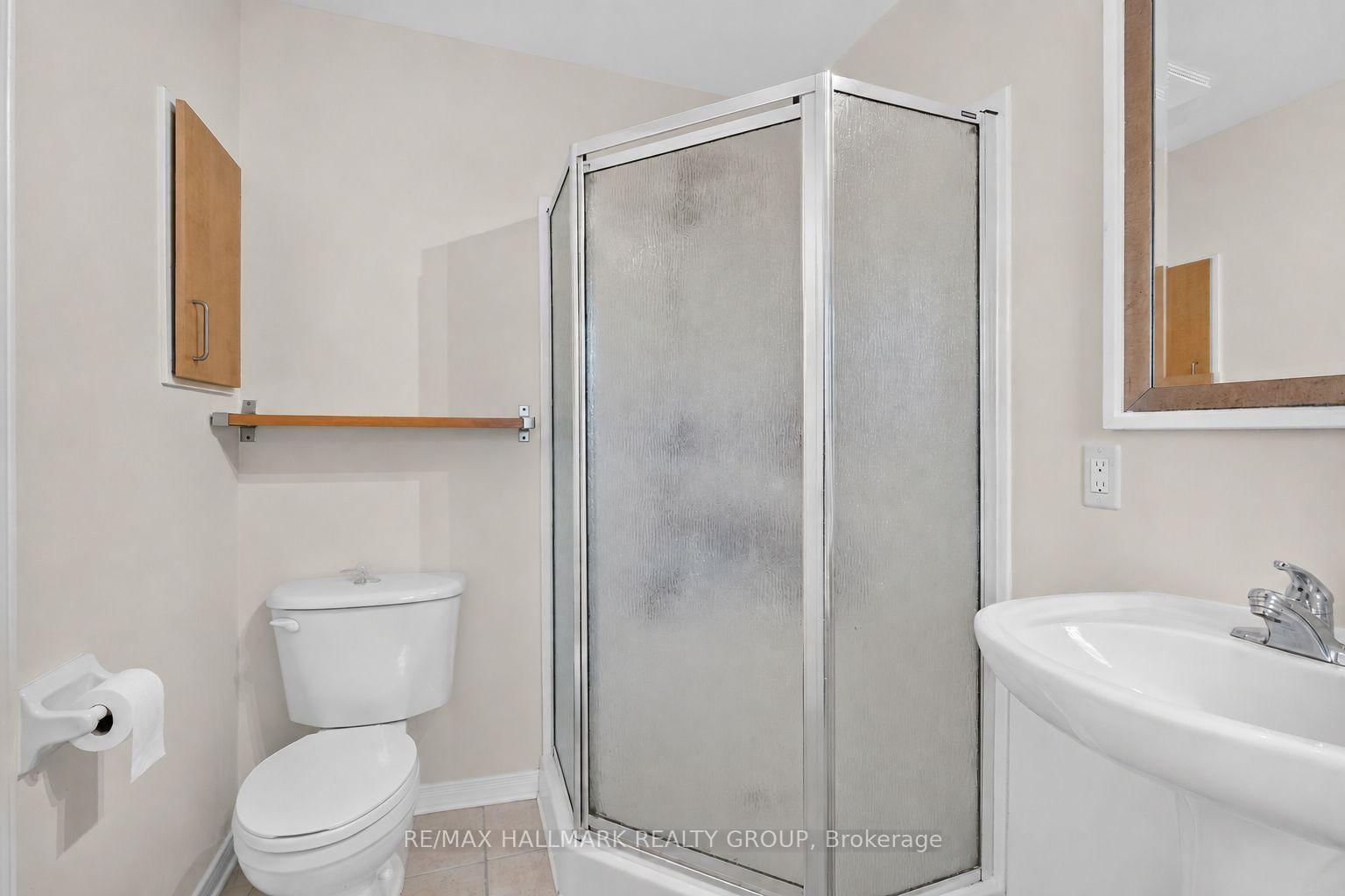 174 Carwood Circle W • Ottawa, ON photo 41