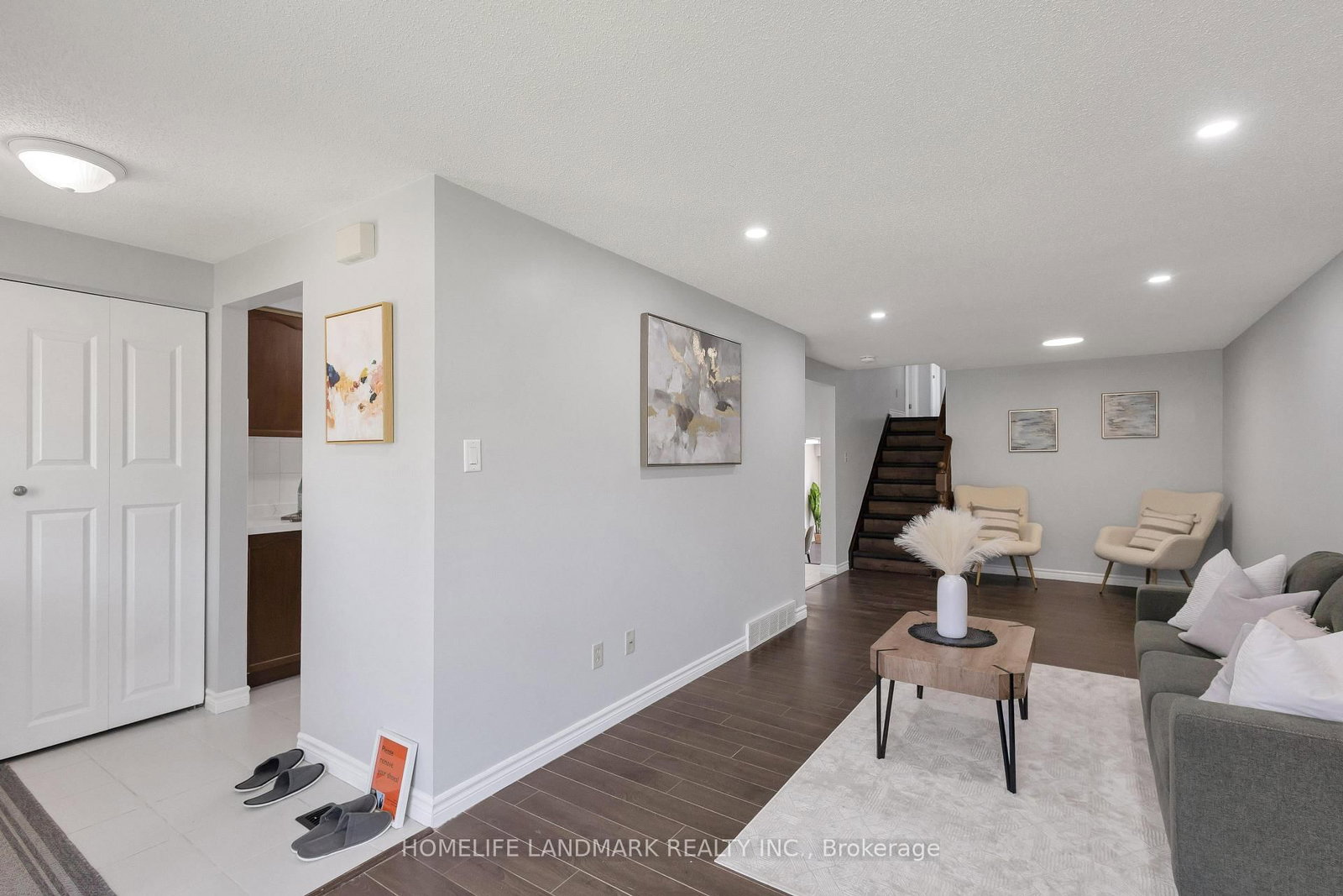111 OPRINGTON Court • Kitchener, ON photo 8