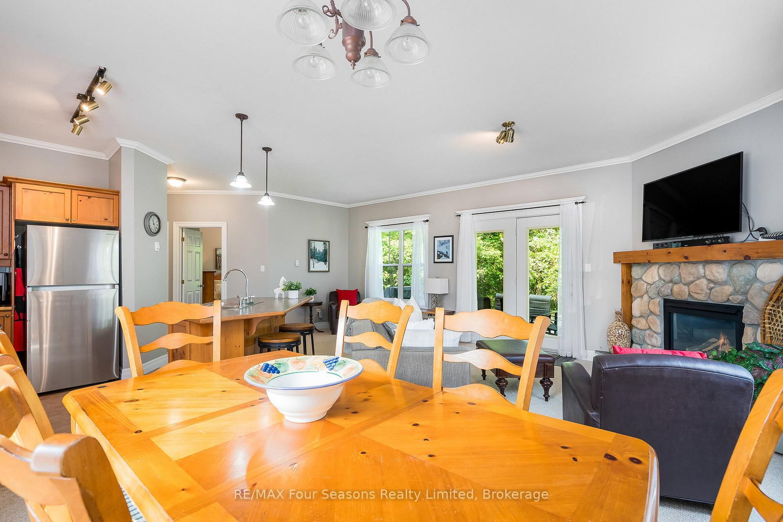 184 Snowbridge Way • #114 • Blue Mountains, ON photo 13